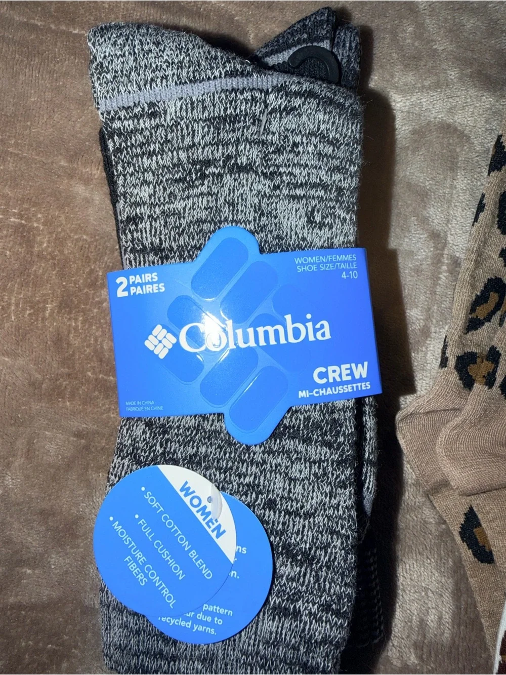 Columbia three pairs